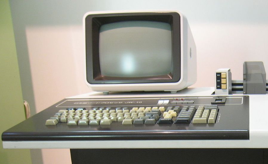 从*血卖**男孩到6000亿商业帝国，他却只想扳倒特朗普？