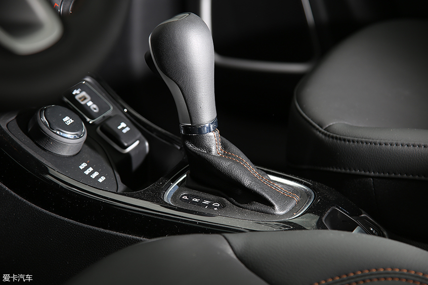 jeep指南者1.3t试驾,jeep指南者三缸