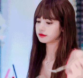 blackpink第二套衣服,blackpink一键变装原视频