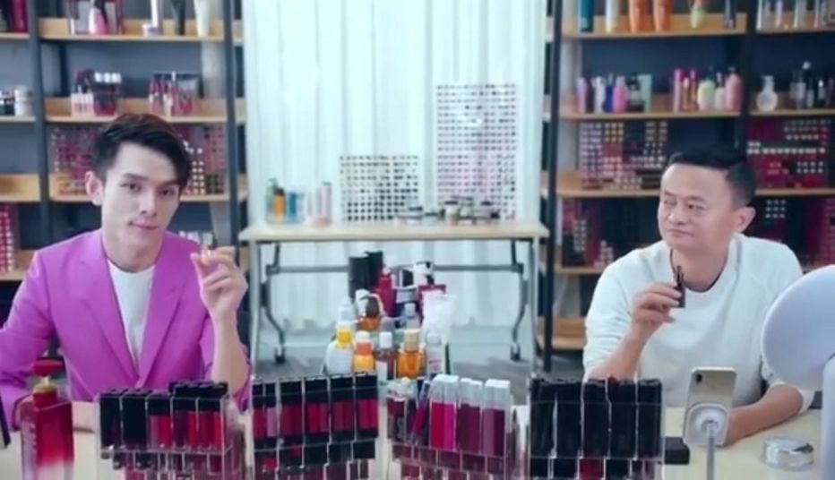 直播打败马云！抖音最牛促销员，5分钟拿下15000单，全凭一张嘴！