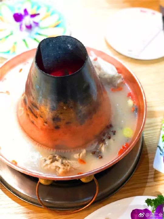 吃在大连,大连河豚鱼涮锅