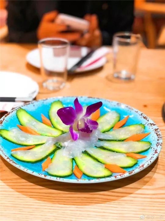 吃在大连,大连河豚鱼涮锅