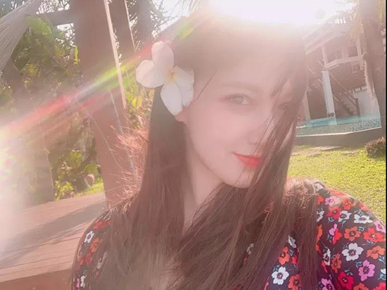 程潇家迷你药店营业，女明星们为了美貌未免太拼！