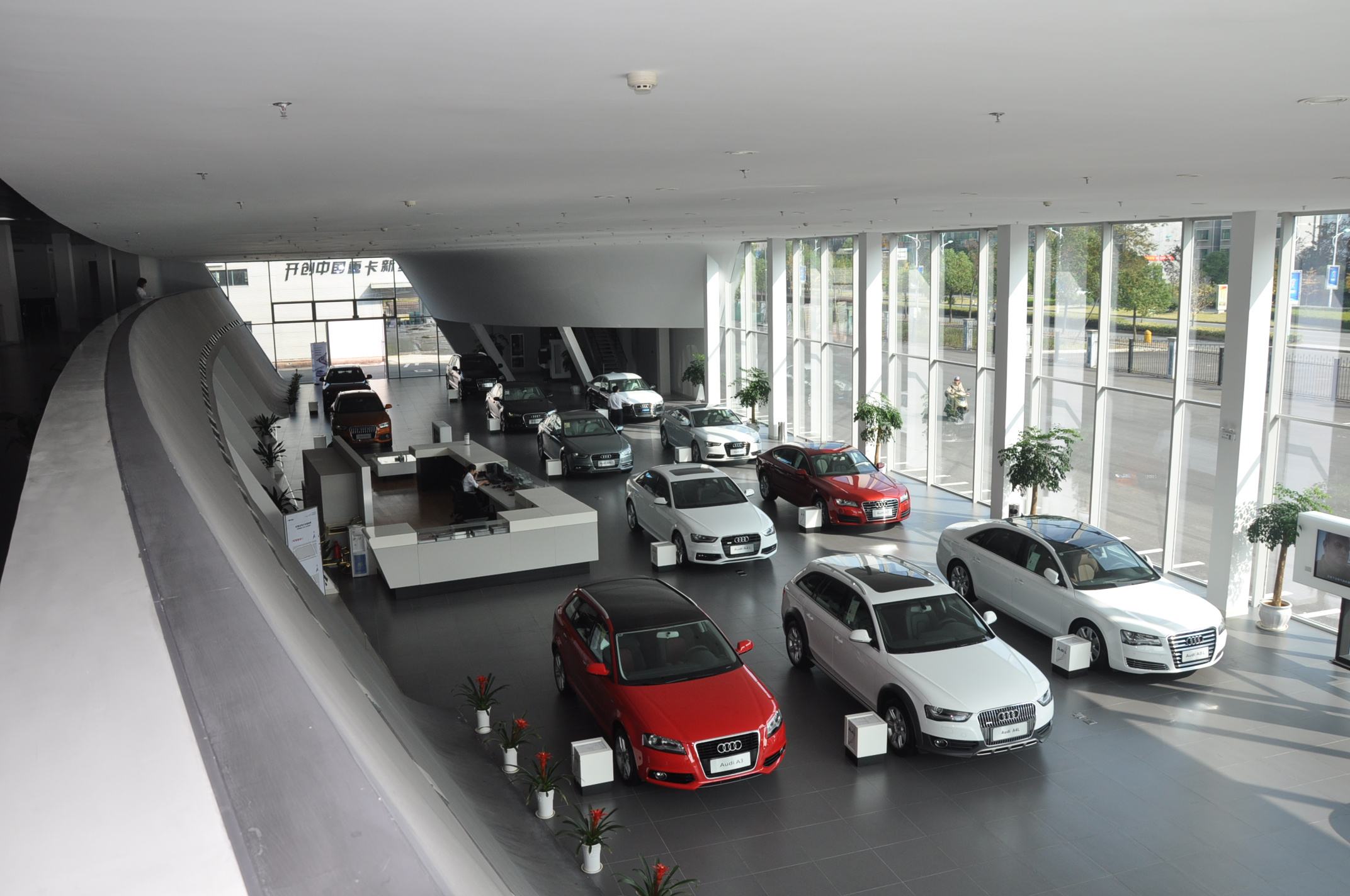 为什么汽车网上报价比4s店价便宜,为什么网上汽车报价便宜