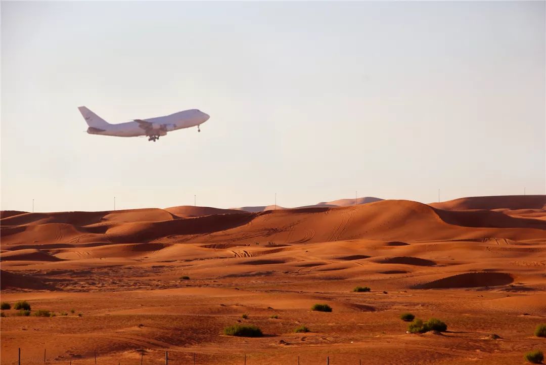 免签推荐|斥资200亿冠名世界最高塔！阿布扎比绝对是“壕”得有文化