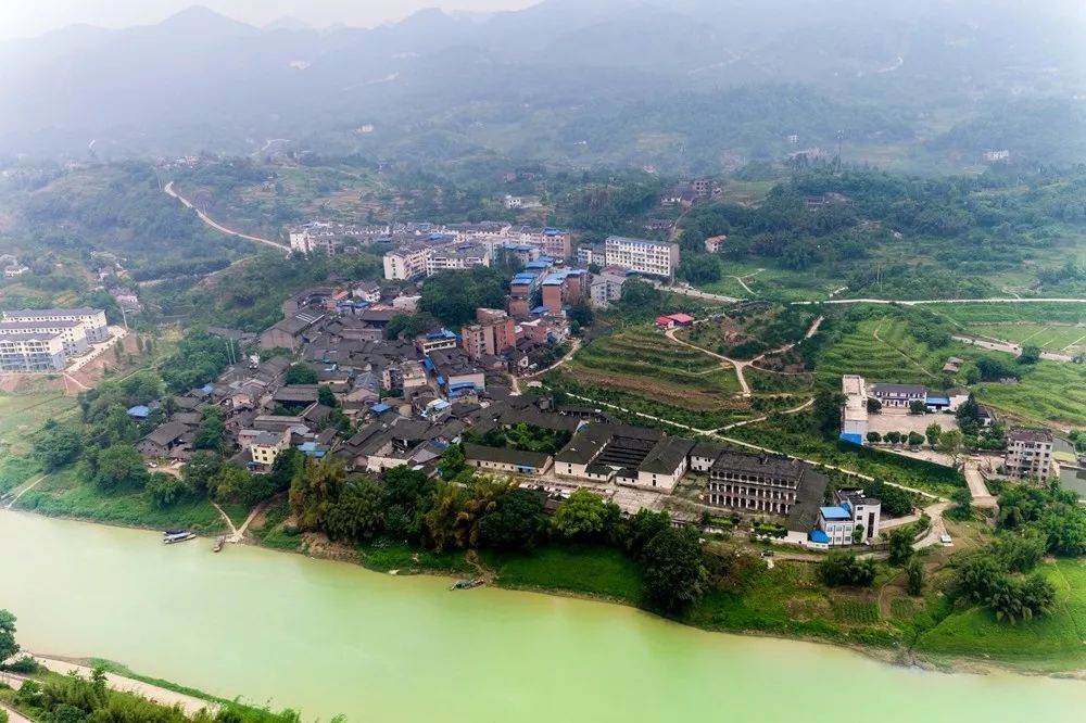 满江红不同方言,被满江红科普到方言