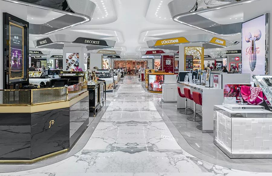 爱上一座城是因为爱上了一个人,因为一个人爱上一座城文案