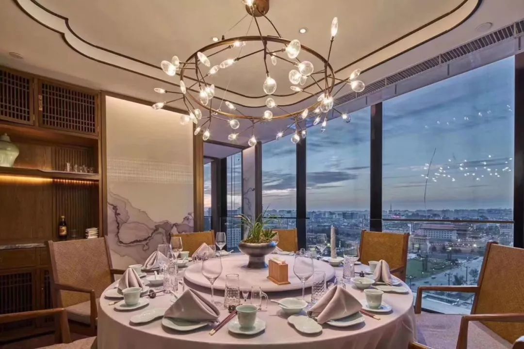 爱上一座城是因为爱上了一个人,因为一个人爱上一座城文案