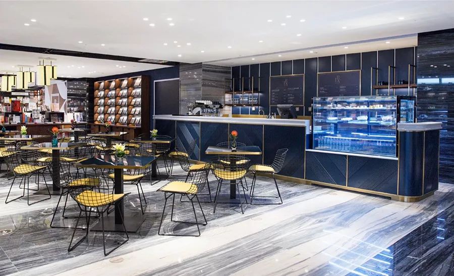 爱上一座城是因为爱上了一个人,因为一个人爱上一座城文案