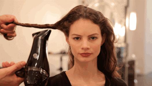 头皮屑多的解决方法小妙招,头皮屑突然增多的原因和解决方法