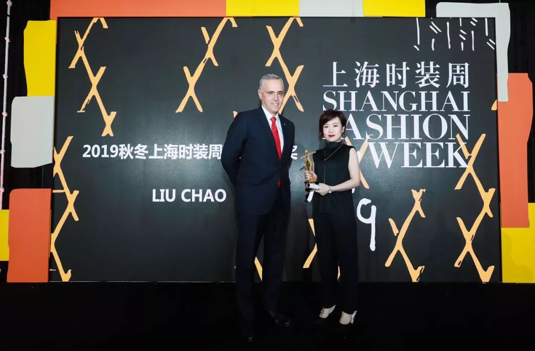 致敬工匠精神的奋斗者们 (于细微处见工匠精神)