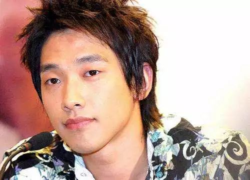 韩国娱乐公司smygjyp对比分析,jyp在韩圈的地位