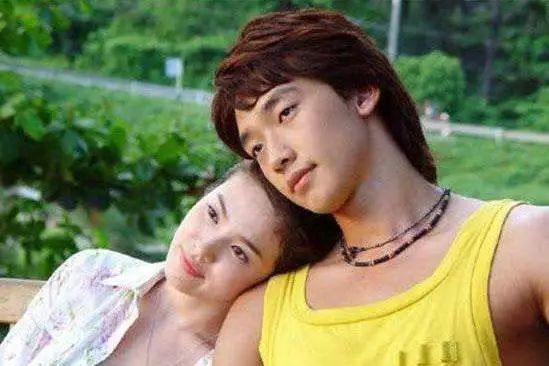 韩国娱乐公司smygjyp对比分析,jyp在韩圈的地位