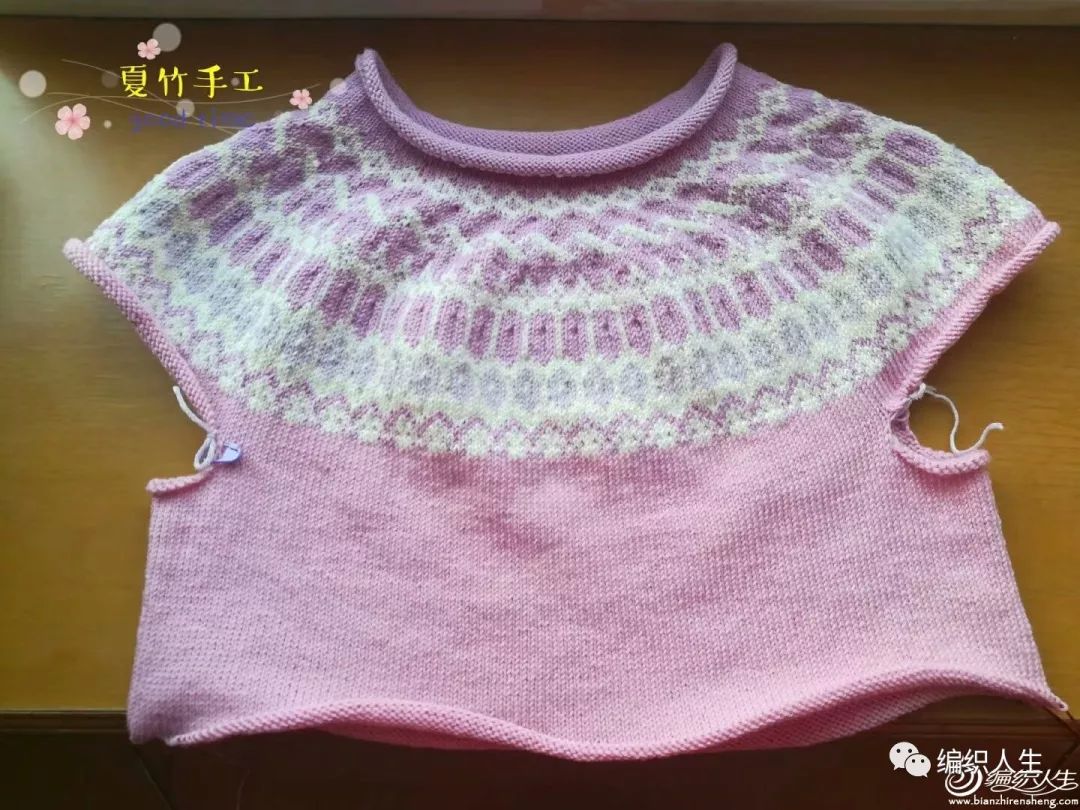 从上往下织套头休闲棒针毛衣样品,粗线棒针女士毛衣中长款的编织