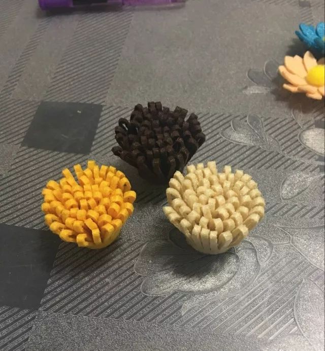 【布艺手工】这么美的花不用十分钟就做了出来！（附图解教程）