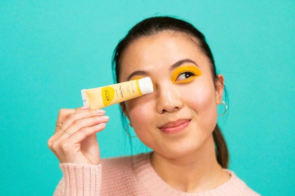 暗黑彩妆、高科技包装...这20个国内外初创品牌，投资者都在关注