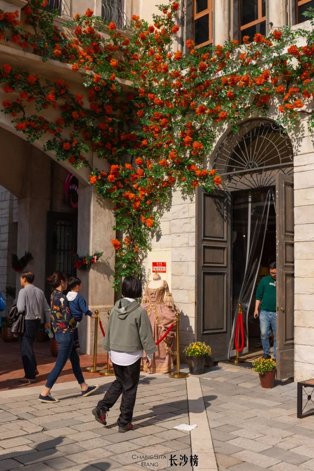 浠庨暱娌欏嚭鍙戜袱涓崐灏忔椂,浠庨暱娌欏埌鎰忓ぇ鍒╄澶氫箙