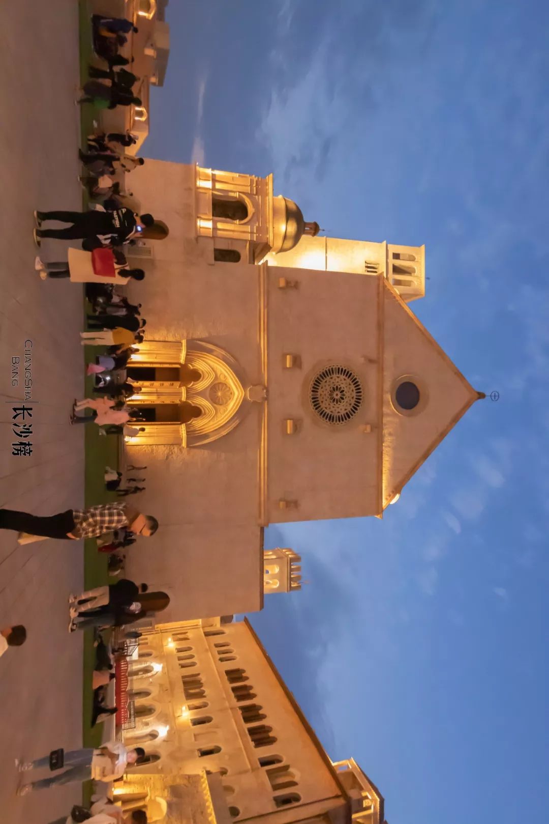 浠庨暱娌欏嚭鍙戜袱涓崐灏忔椂,浠庨暱娌欏埌鎰忓ぇ鍒╄澶氫箙