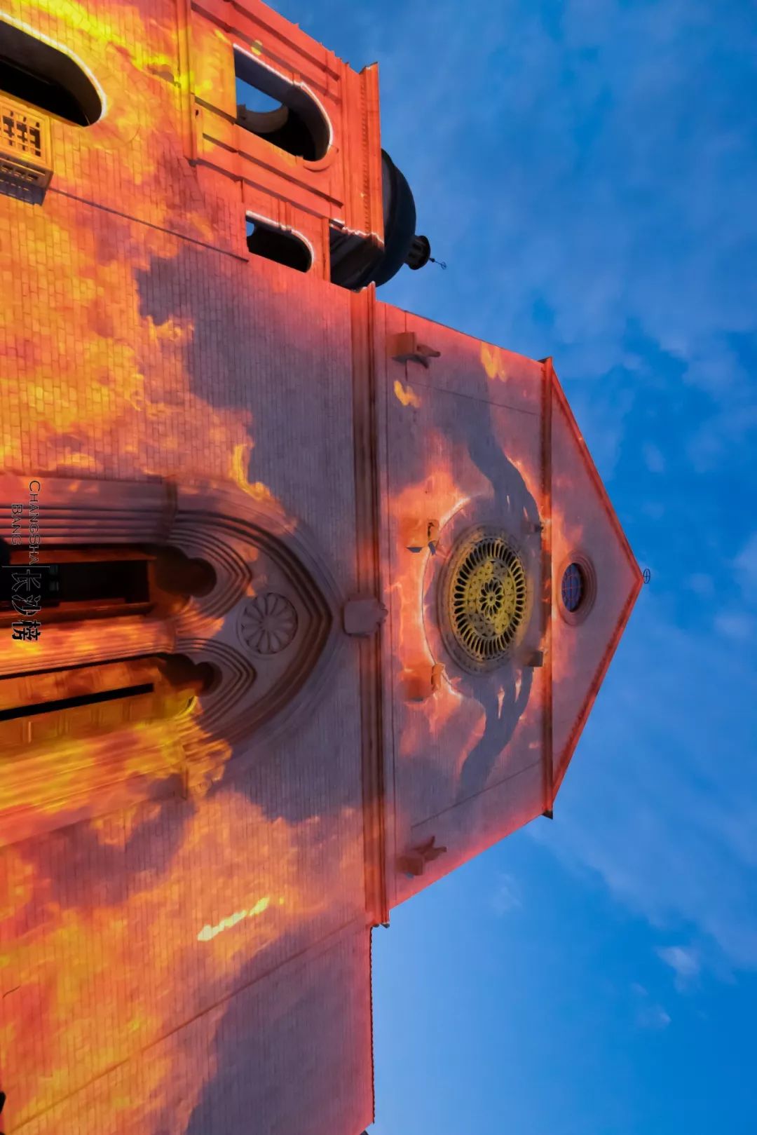 浠庨暱娌欏嚭鍙戜袱涓崐灏忔椂,浠庨暱娌欏埌鎰忓ぇ鍒╄澶氫箙