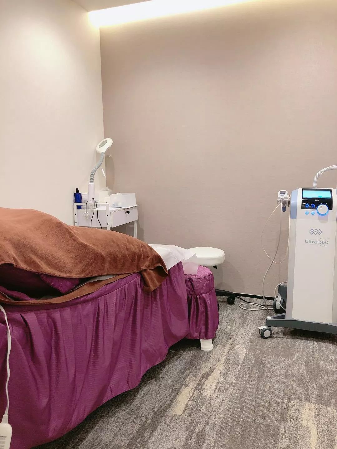 二胎后对老大的关爱应该怎样,二胎家庭其实更注重大宝的关心