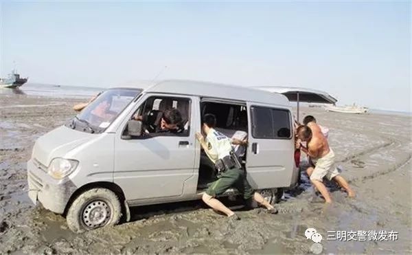开车各种泥泞道路技巧,车辆泥泞道路行驶技巧