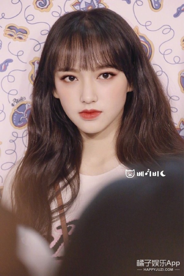 迪丽热巴欧阳娜娜双子座,欧阳娜娜和迪丽热巴互动