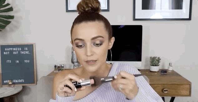 讲干货|软妹or御姐？一块腮红切换妆面风格，做春天最靓的小姐姐～