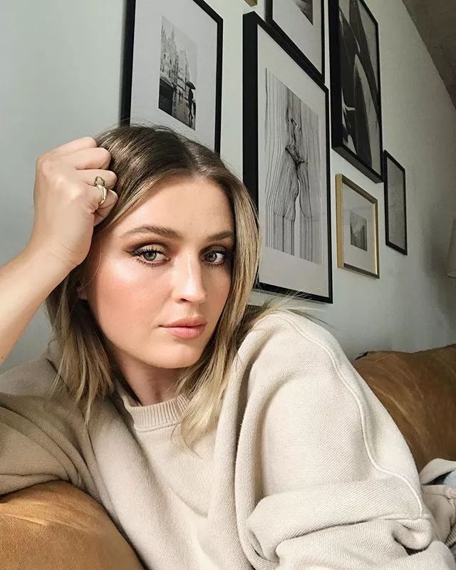 讲干货|软妹or御姐?一块腮红切换妆面风格,做春天最靓的小姐姐~