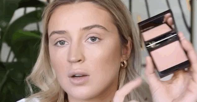 讲干货|软妹or御姐？一块腮红切换妆面风格，做春天最靓的小姐姐～