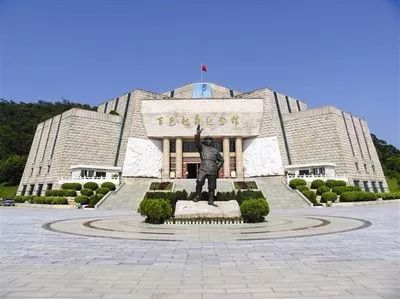 头条丨在这里，你不用穿越人山人海，也能跨过山和大海——广西9条精品旅游线路重磅推荐