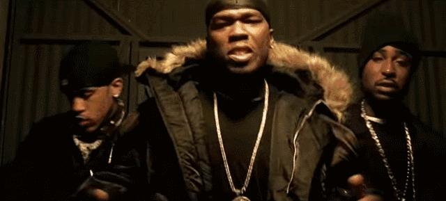 银链子和金链子风格区别,金链子还是银链子好