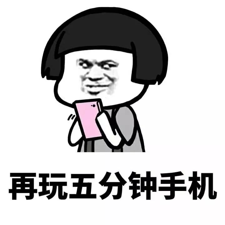 惊险瞬间男子在修手机时发生爆炸,一个小男孩玩手机爆炸搞笑视频