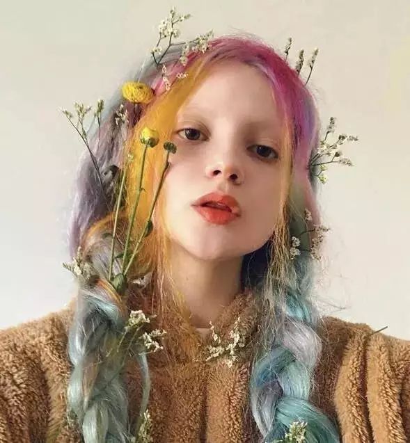 染发狂人发色,染发狂人