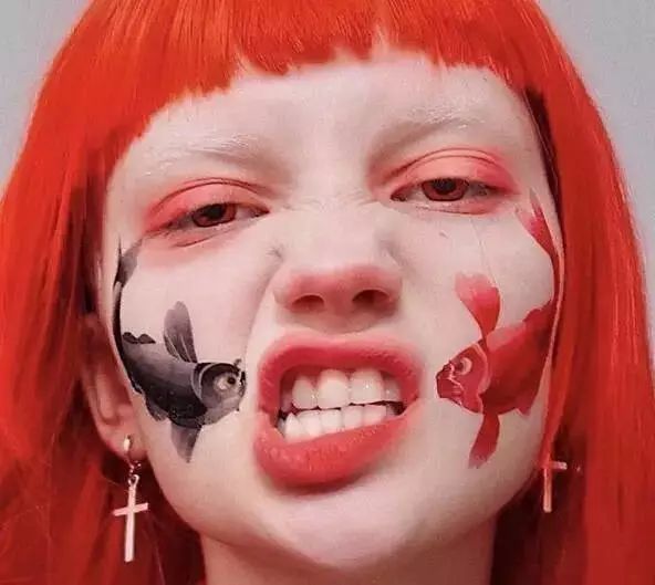 染发狂人发色,染发狂人