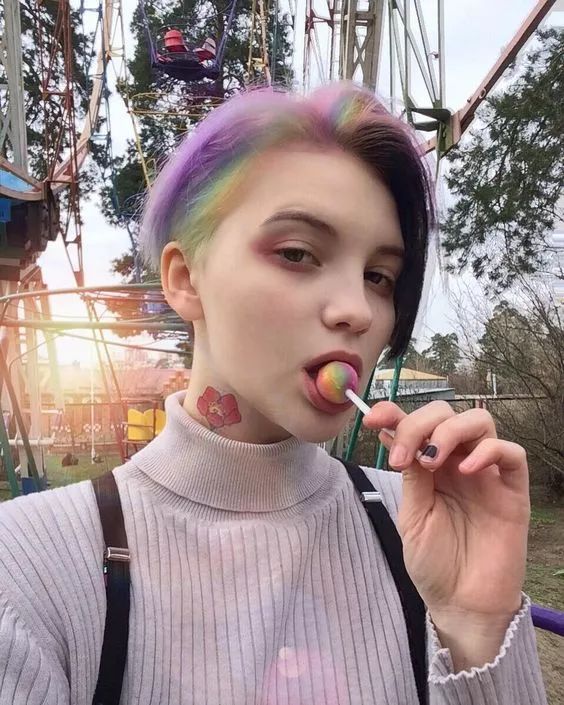 染发狂人发色,染发狂人