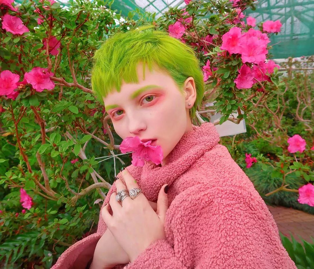 染发狂人发色,染发狂人