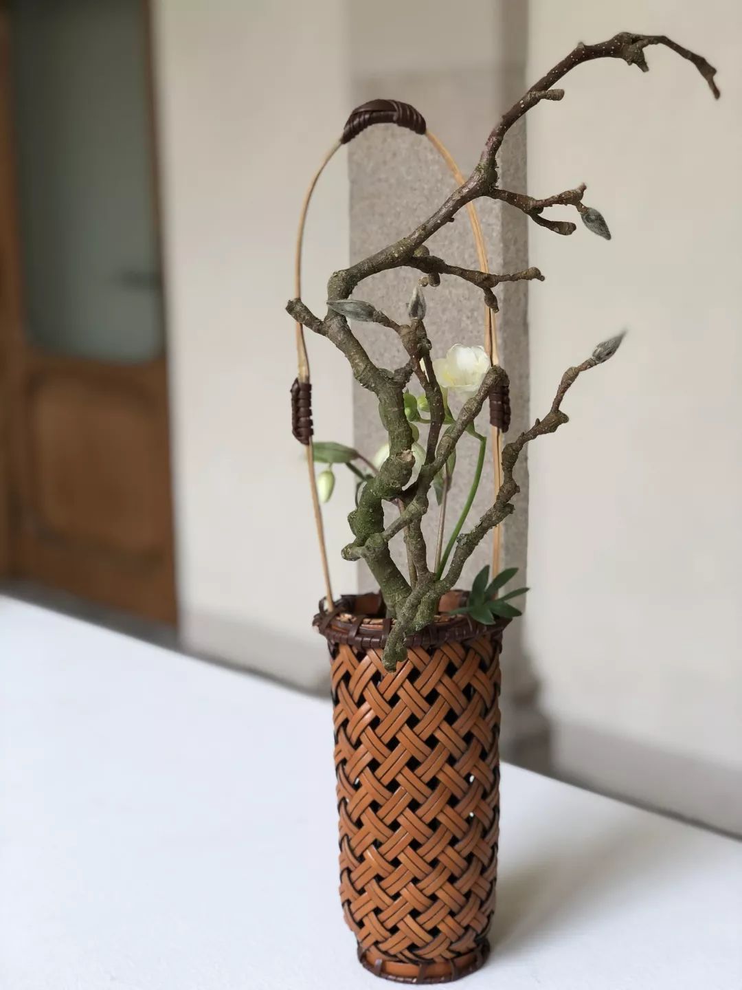 米兰街头暗访竟有井柏然，结果意外：购物车空了