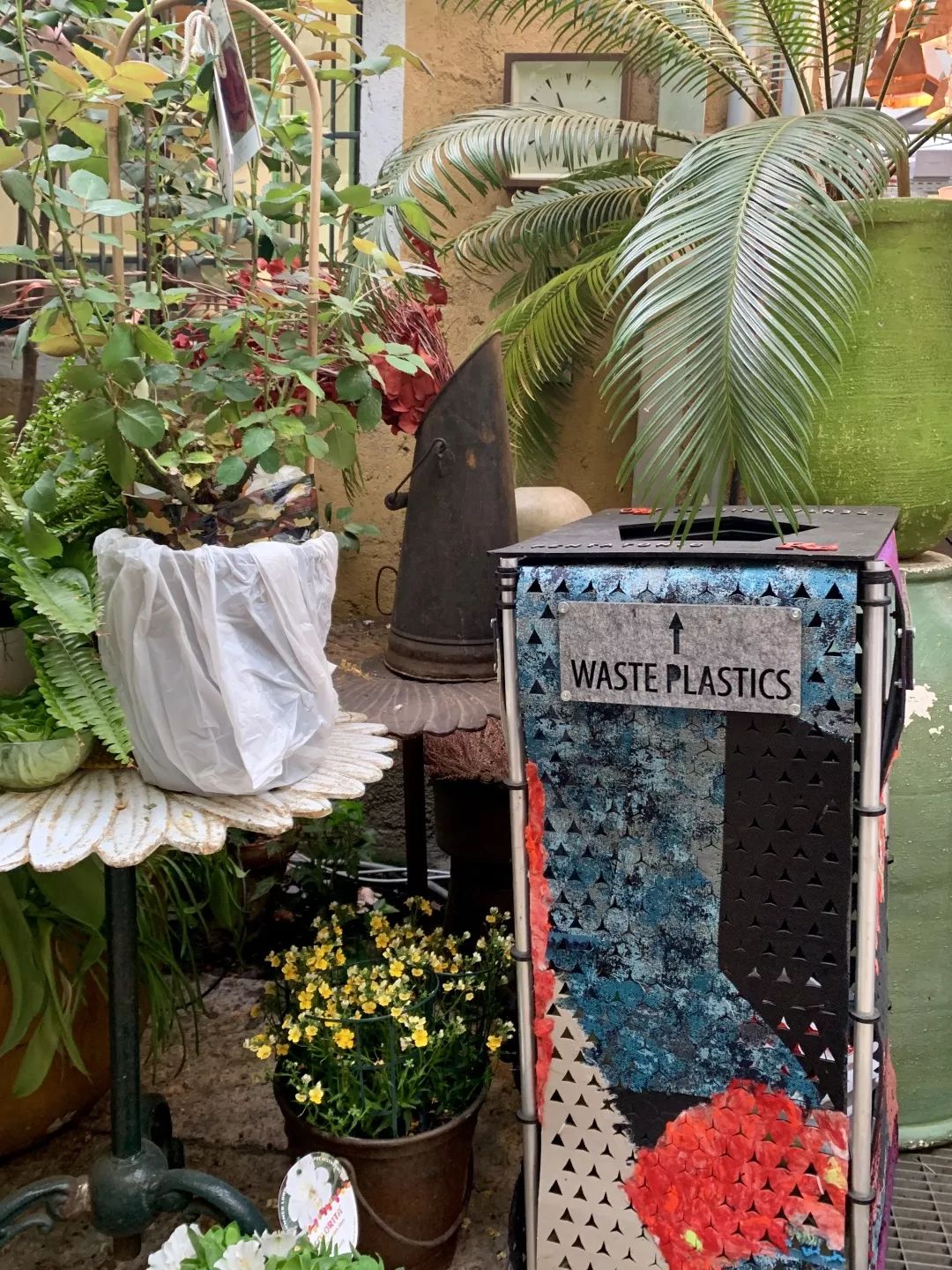 米兰街头暗访竟有井柏然，结果意外：购物车空了