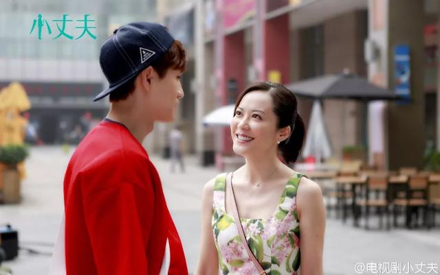 俞飞鸿四十八岁,俞飞鸿的18岁照片