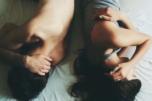 被孩子撞见你们在干嘛怎么回答,被孩子撞见你会怎么做