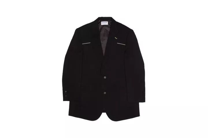 本期潮流板报，我们邀请到了少女的“初恋”——RubyRose~