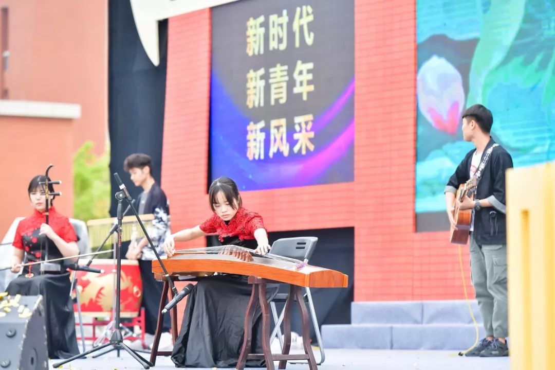 @所有人：这里有个长达9个月的音乐之旅！快来一起“听见集美”