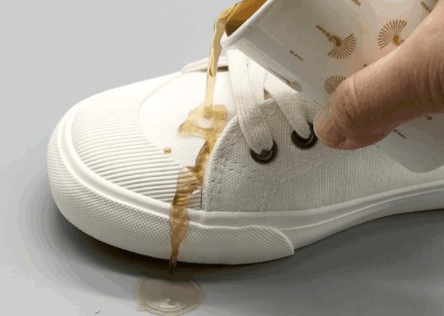 凯特王妃同款帆布鞋,梅根王妃穿什么鞋好看