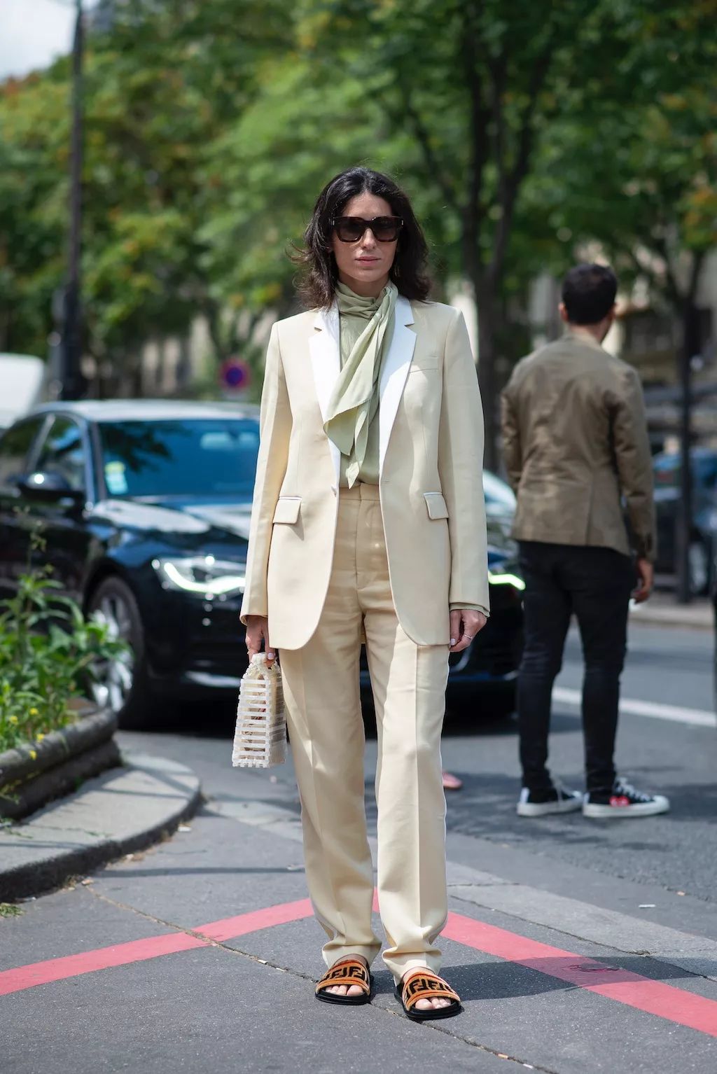 夏天跟裙子搭的凉拖,夏季凉拖配裙子百搭