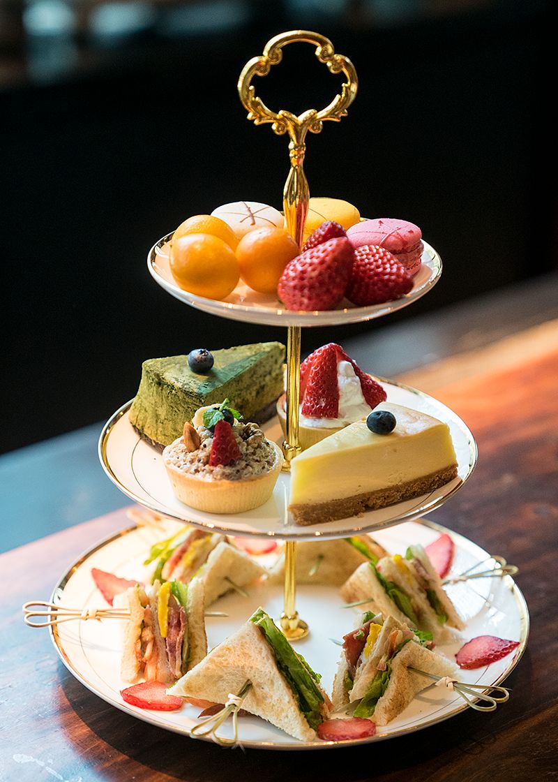 5.5折品“天下第一鲜”+黑金系奢牌酒店+落地窗海景房+159抢399元储值卡+人均50吃双层蛙锅