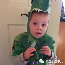 小时候觉得长大就能好好玩了,小时候觉得玩摔了就是天大的事