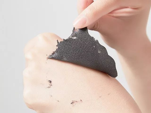 面膜干了之后从脸上撕下,贴上面膜脸刺痛怎么回事