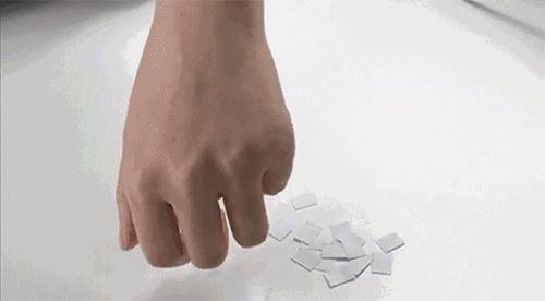 裸感美腿|1瓶=20双*袜丝**!3秒喷出“裸感”大美腿!隐形毛孔、鸡皮肤!短裙绝配