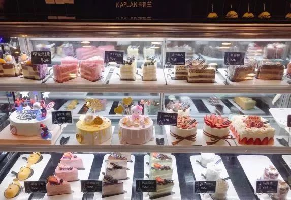 西安要开柠檬精大会！全场美食免费吃！SK-II神仙水、MAC口红免费送！我酸了！