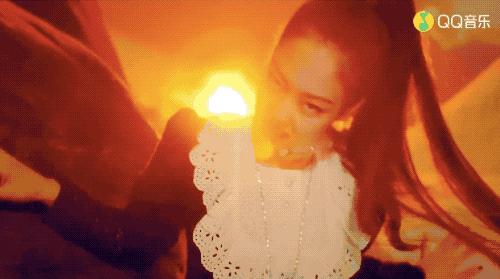 韩国小姐姐温柔白裙穿搭,穿制服很有气质的韩国小姐姐